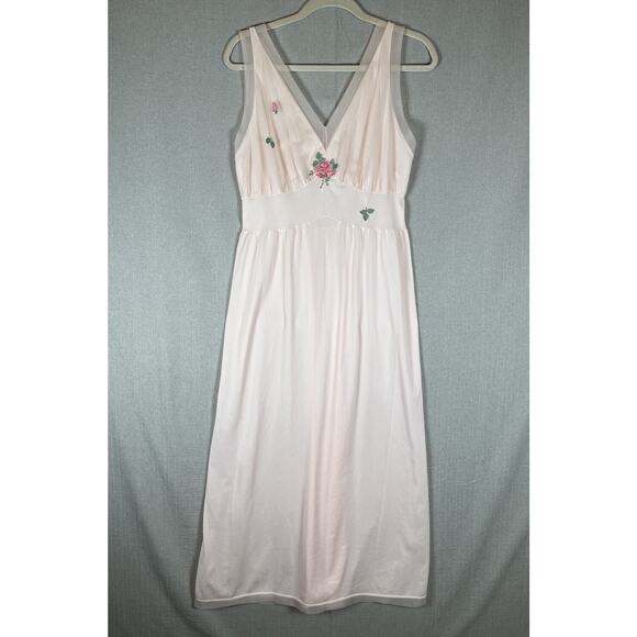 Vtg Slip Dress Light Pink Nylon Sz 36 Slip Dress Nightgown Coquette TINY FLAW - Picture 1 of 9